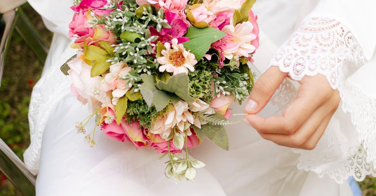 Creating Stunning Floral Crowns for Gold Coast Weddings