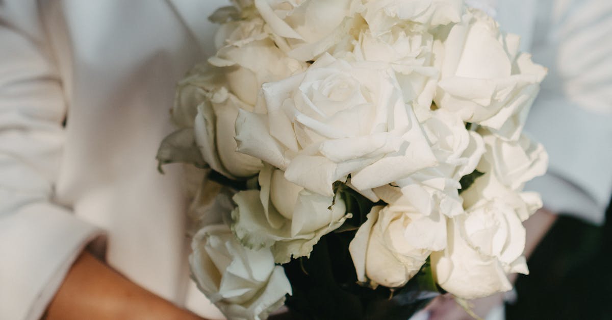 Fresh Floral Trends in Gold Coast Boutonnieres